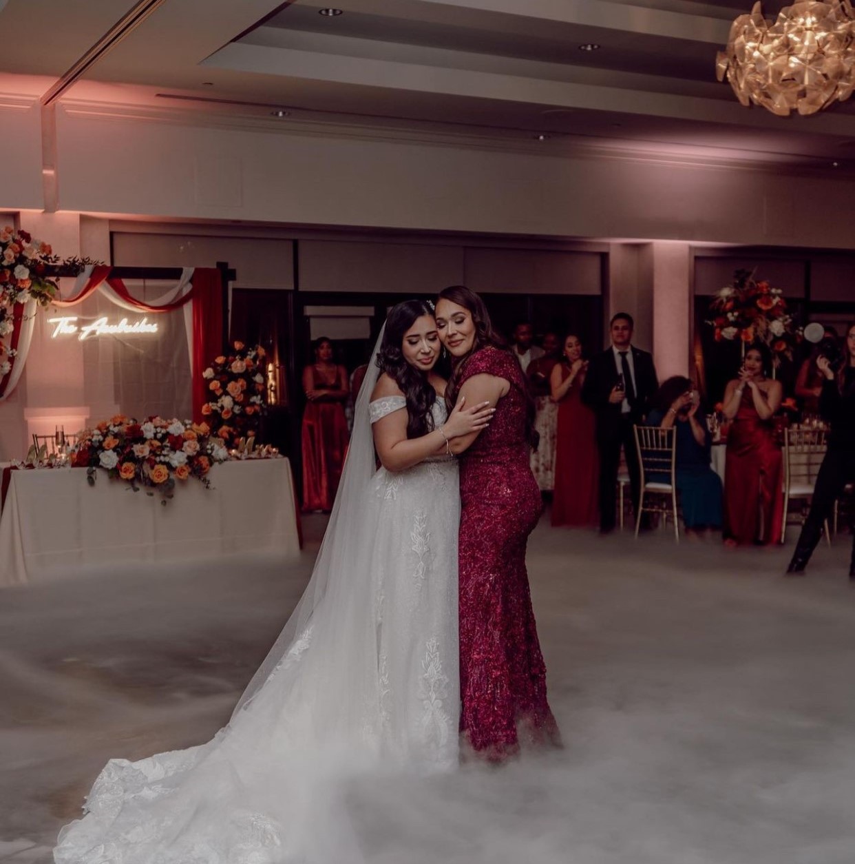 A bride and her mother share a dance at The Clubhouse at Galloping Hill in Kenilworth, New Jersey