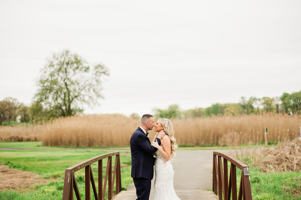 The Best Questions to Ask a Clubhouse About a Wedding Venue